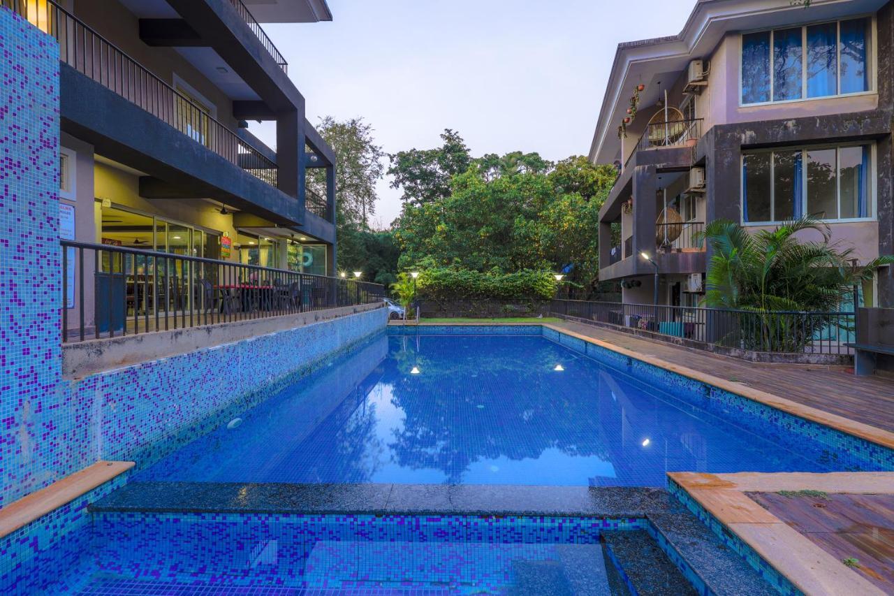 4Bhk Sparkling Apartment Near Beach Pool & Bar 2Bhkx2 Vagator Exterior photo