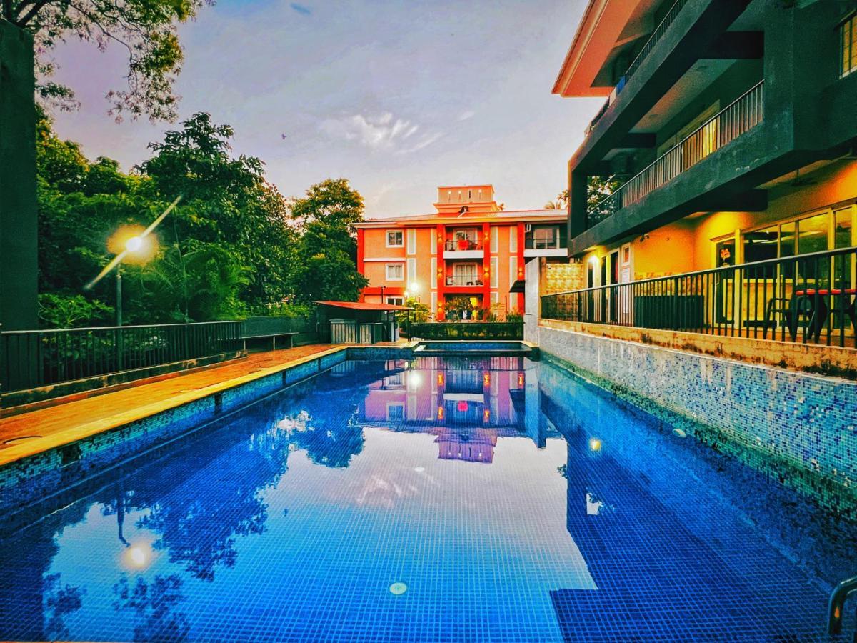 4Bhk Sparkling Apartment Near Beach Pool & Bar 2Bhkx2 Vagator Exterior photo