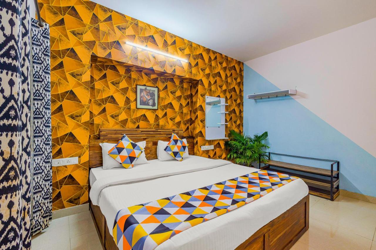 4Bhk Sparkling Apartment Near Beach Pool & Bar 2Bhkx2 Vagator Exterior photo