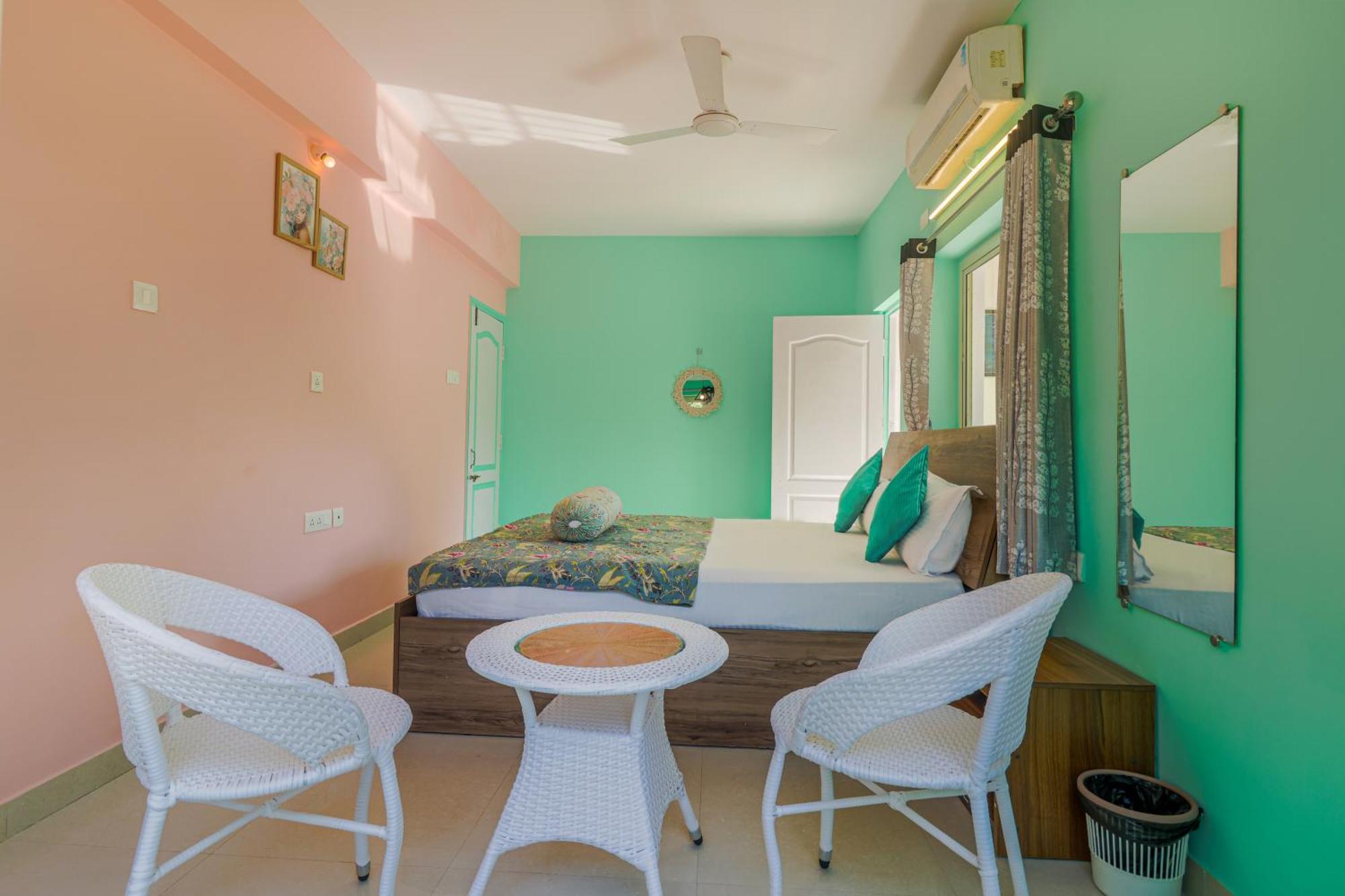 4Bhk Sparkling Apartment Near Beach Pool & Bar 2Bhkx2 Vagator Room photo